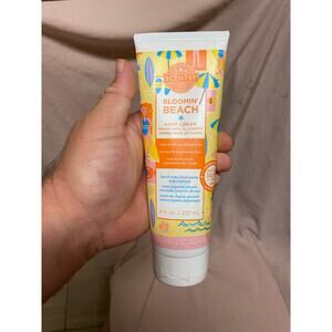 Scentsy Bloomin Beach Body Cream Roses, Peony & Sea Jasmine 8 Oz Sealed
